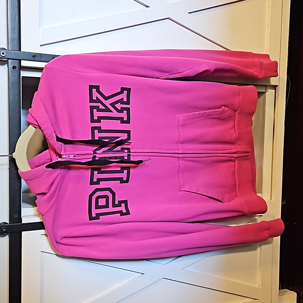 PINK hoodie 💗